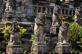 Pura Meduwe Karang - Bali - Ramayana Sculptures on the entrance terrace.