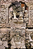 Pura Beji Sangsit , Bali, covered gate (Kori Agung) of the inner courtyard, details of the Aling Aling.