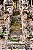Pura Beji Sangsit , Bali, platforms and shrines of the inner courtyard, details of the sculptures.