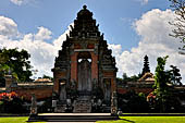 Pura Taman Ayun - Bali. The monumental Kori Agung of the inner courtyard.