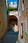 Hvar, Lesina - La citt vecchia, la Porta superiore. Porta Gojava (XV secolo). 