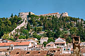 Hvar, Lesina - La città vecchia e le mura.