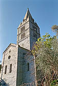 Basilica di San Salvatore dei Fieschi (XIII secolo) (Lavagna). 