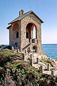 Da Alassio a Albenga. Alassio la cappelletta. 