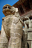 Bhaktapur - Taumadhi Tole - Nyatapola Temple. Lion statues of the stairway.