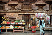 Bhaktapur - the road that from Taumadhi Tole leads to Tachupal Tole.