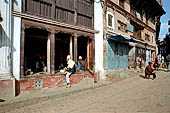 Bhaktapur - the road that from Taumadhi Tole leads to Tachupal Tole.