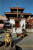 Kathmandu - Durbar Square. Mahendreshvara (Pashupatinath) temple, on the north end of the square. 
