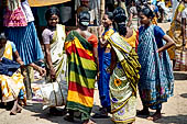 Orissa Koraput district - The weekly market of Ankadeli. 