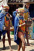 Orissa Koraput district - People of the Bonda tribe at the Ankadeli marketplace. 