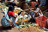 Orissa Koraput district - The weekly market of Ankadeli. 