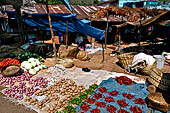 Orissa Koraput district - The weekly market of Ankadeli. 
