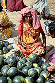Orissa Rayagada district - the market of Chatikona. 