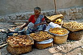Orissa Rayagada district - the market of Chatikona. 