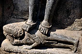 Hirapur - the Sixtyfour Yoginis Temple, detail of the pedestal of Yogini n° 46 (clockwise) with male figure with a mukuta identified as Shiva. 