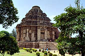 Orissa - Konarak - The Sun Temple. The Jagamohan with its impressive pyramidal roof.
