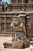 Orissa - Konarak - The Sun Temple, the hall of offerings (bhoga mandapa) also called nata-mandir (hall of dancers) because of the multitude of carvings of musicians and dancers 