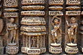 Orissa - Konarak - The Sun Temple, the hall of offerings (bhoga mandapa) decoration with khakhara-mundi 
