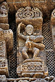 Orissa - Konarak - The Sun Temple, the hall of offerings (bhoga mandapa) also called nata-mandir (hall of dancers) because of the multitude of carvings of musicians and dancers 