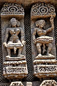 Orissa - Konarak - The Sun Temple, the hall of offerings (bhoga mandapa) also called nata-mandir (hall of dancers) because of the multitude of carvings of musicians and dancers 
