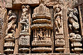 Orissa - Konarak - The Sun Temple, decorations of the tower with khakhara-mundi.