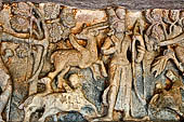 Udaigiri Cave 1 Rani Gumpha Queen's Cave - friezes of the upper storey. The story of a Kalinga queen carried away by Ashoka after the Kalinga battle. Detail of the fourth tableau: the prince shooting at the winged antelope. 