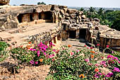 Udayagiri - Cave 9 (Manchapuri Cave) - general view. 