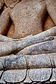 Udayagiri - Maha Stupa. Detail of the image of Abhisambhodi - Vairocana inside one of the four niches. 