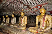 Dambulla cave temples - Cave 2, Maharaja Vihara (Temple of the Great Kings) 