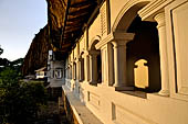 Dambulla cave temples 