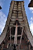 Pallawa - Traditional tongkonan house. 