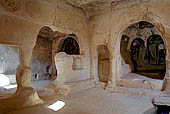 Museo all'aperto di Zelve. Chiesa di Balikli e �z�ml�, la navata.