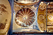 Istanbul - San Salvatore in Chora (Museo Kariye). Mosaici della cupola Nord del Nartece, nella volta la Vergine e i patriarchi.