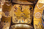 Istanbul - San Salvatore in Chora (Museo Kariye). Mosaici della seconda crociera del Nartece, scene della vita di Maria, presentazione di Maria al tempio.. 