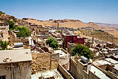 Mardin, il paesaggio a ridosso delle propaggini meridionali della catena dell'Izla. 