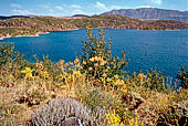 Salita al vulcano Nemrut. il grande lago del Nemrut.