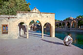 Urfa, il Balikligol, Halil Ur Rahman Mosque 