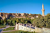 Urfa, il Baliklig�l, ai piedi della fortezza (kale). 