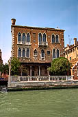 Venezia, Palazzetto Stern sul Canal Grande. 