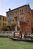 Venezia, Palazzetto Stern sul Canal Grande. 