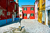 Burano, fontanella pubblica di calle capece angolo fondamenta di Cavanela