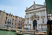 Venezia, chiesa di S Stae del '700 (S. Eustachio) sul Canal Grande.